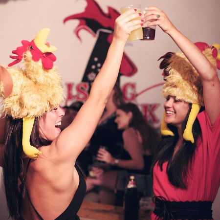 Rising Cock Party Hostel Lagos Exteriér fotografie